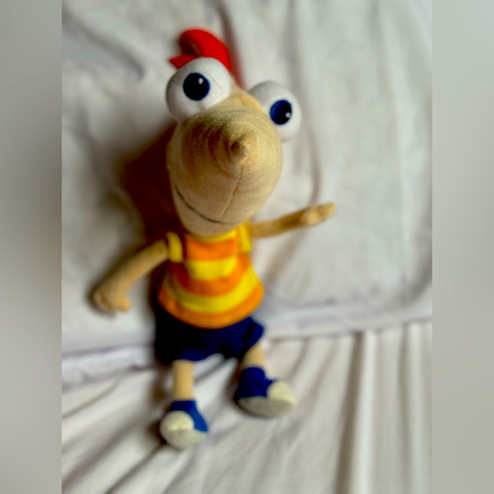 Disney Store Phineas and Ferb PHINEAS Stuffed Plush Bean Base Toy Doll 9"